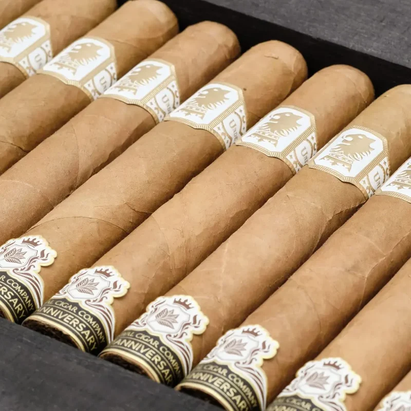 Anniversary Undercrown Toro