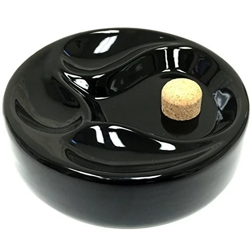 Ceramic Pipe Ashtray with 3-Pipe Stand & Cork Knocker