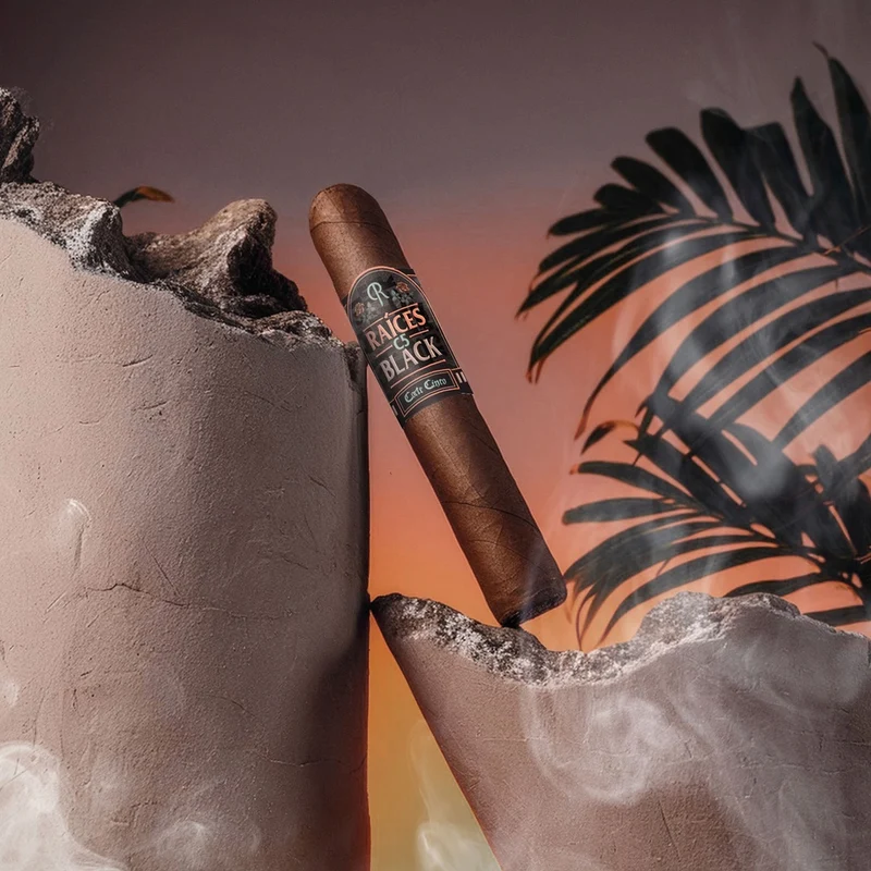 Raices C5 Black Robusto