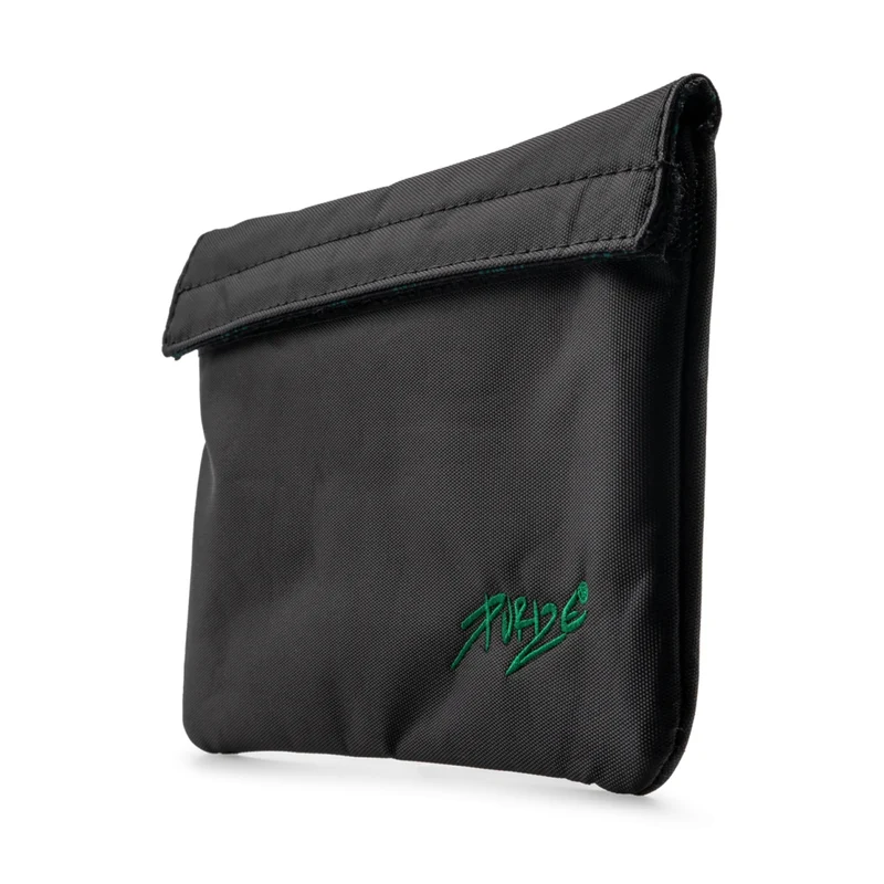 PURIZE® Geruchsdichte Aktivkohletasche M Black