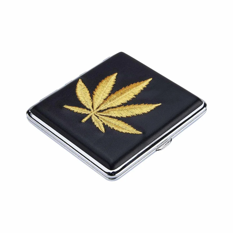 Champ Zigarettenetui Hemp Leaf gestickt – 20er, Display 12 Stück