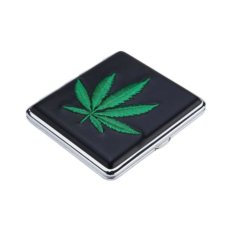 Champ Zigarettenetui Hemp Leaf gestickt – 20er, Display 12 Stück