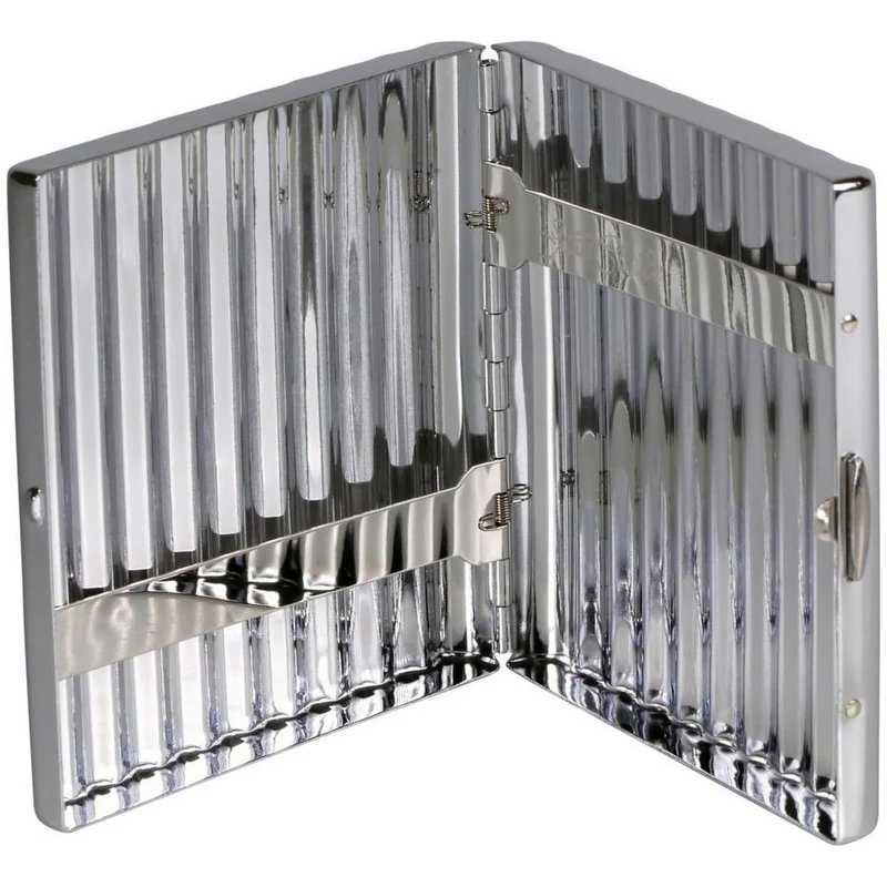 Moderne Cigaret Etui i Bølget Chrome