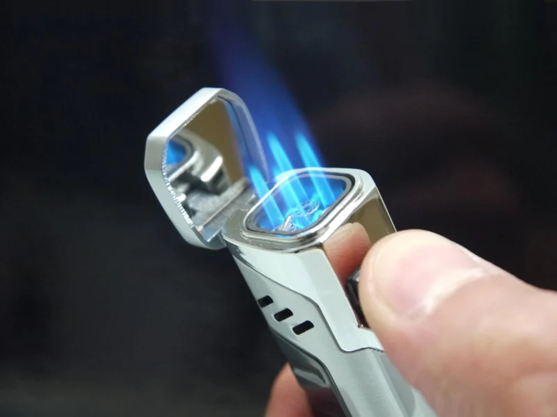 SKY 4-flame Jet Cigar Lighter med Puncher