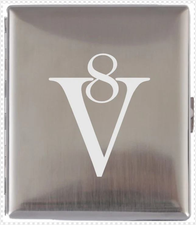 Metall-Zigarettenetui mit V8-Gravur